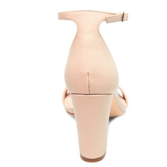 Madden girl Women's Open Toe Ankle Strap Block Chunky Heels Sandals, Nude - Picture 5 of 12